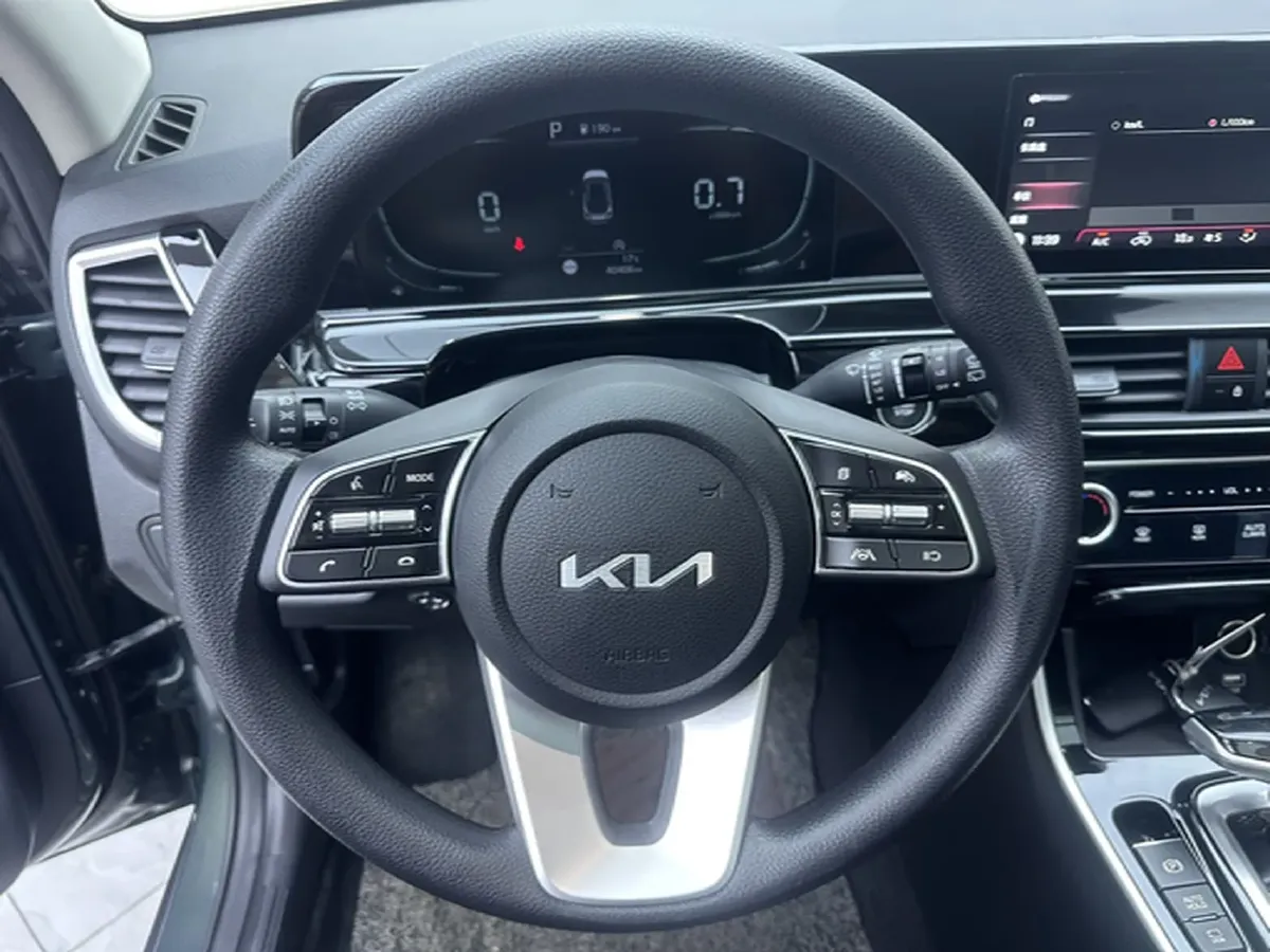 2023 Kia Seltos 1.5L 115HP L4 CVT,autocango,china used car exporter,china ev exporter,chinese used car exporter,chinese used ev exporter