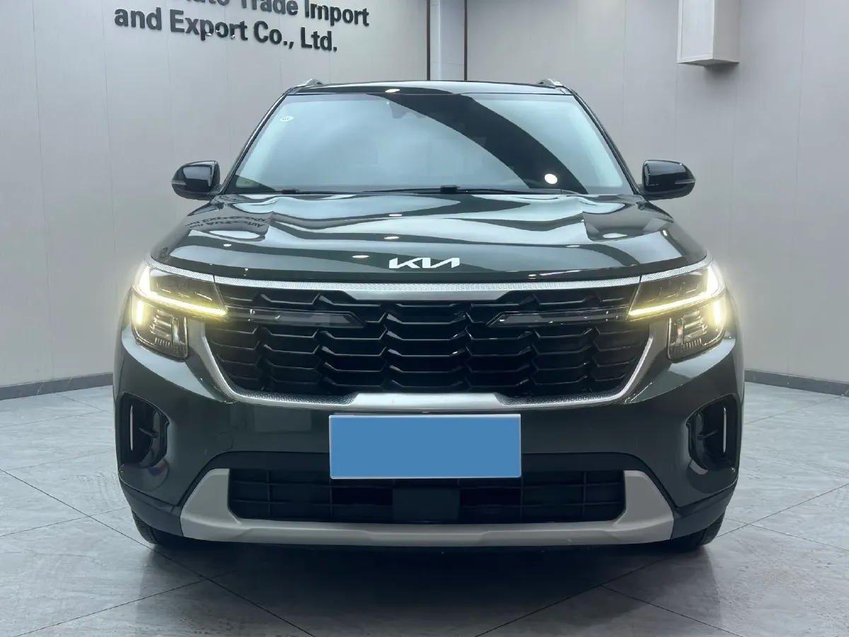 2023 Kia Seltos 1.5L 115HP L4 CVT,autocango,china used car exporter,china ev exporter,chinese used car exporter,chinese used ev exporter
