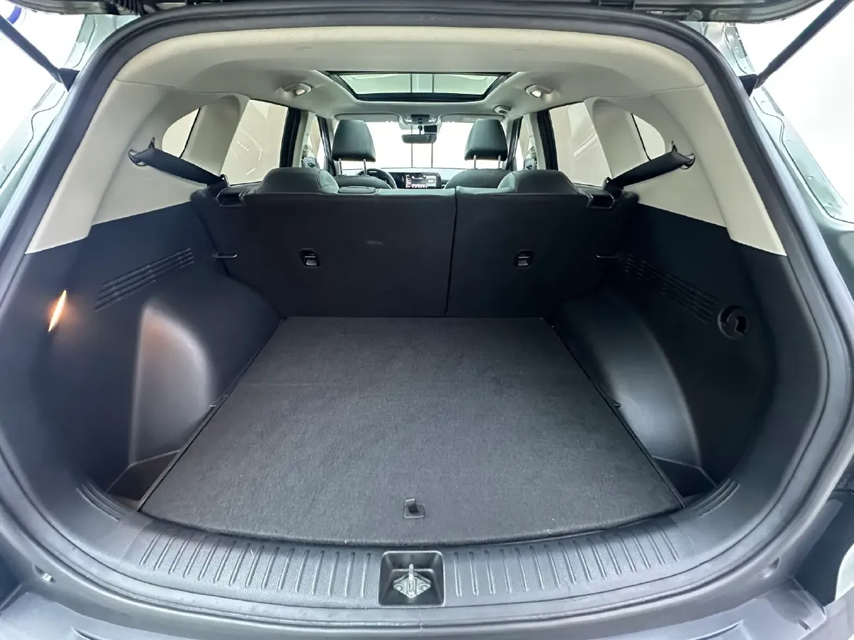2023 Kia Seltos 1.5L 115HP L4 CVT,autocango,china used car exporter,china ev exporter,chinese used car exporter,chinese used ev exporter