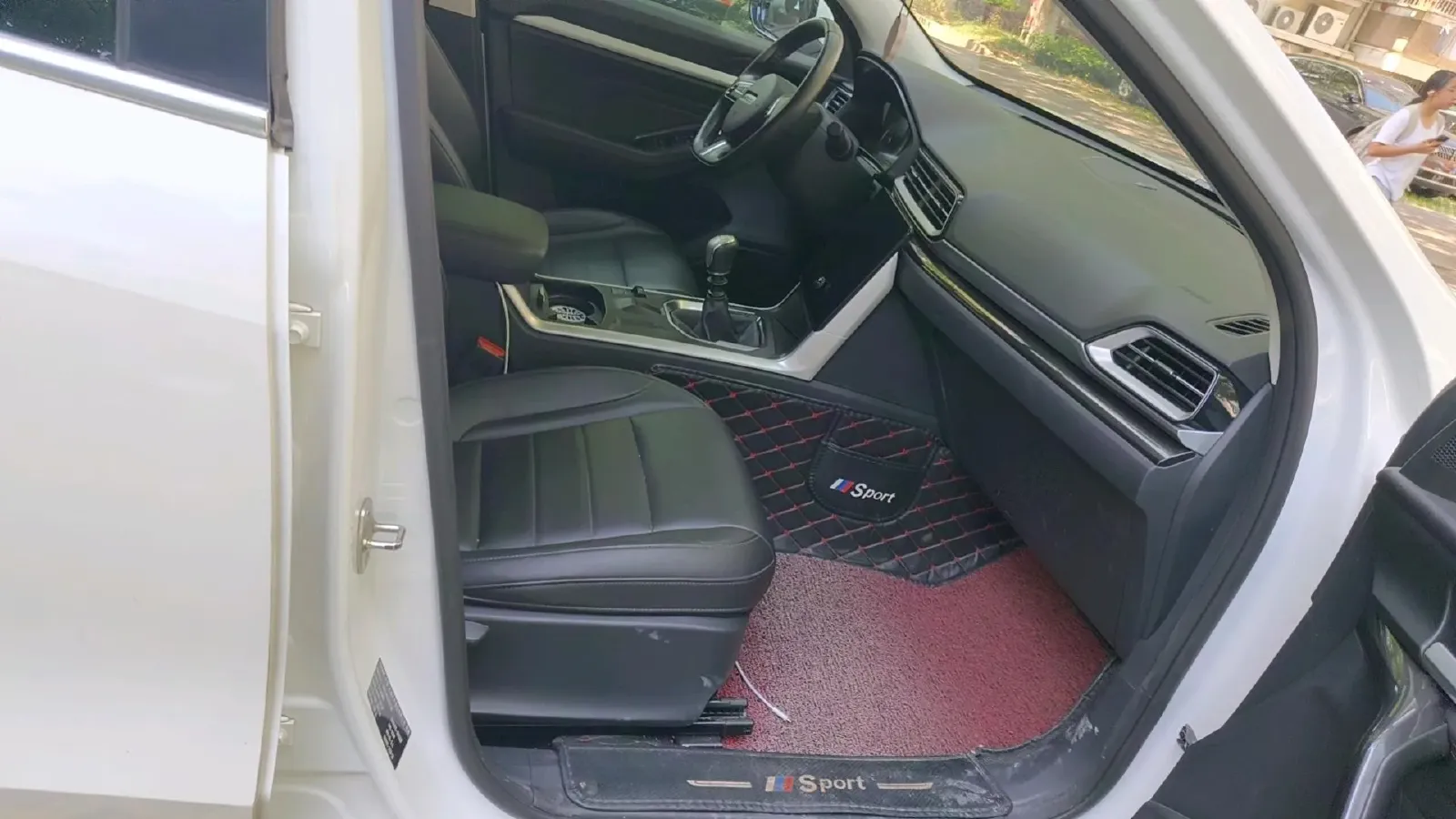2020 Haval F5 1.5T 150HP L4 6MT,autocango,china used car exporter,china ev exporter,chinese used car exporter,chinese used ev exporter
