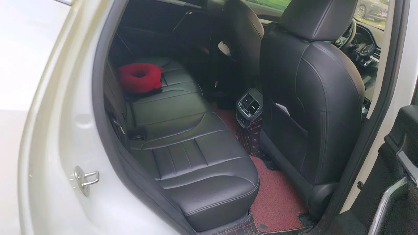 2020 Haval F5 1.5T 150HP L4 6MT,autocango,china used car exporter,china ev exporter,chinese used car exporter,chinese used ev exporter