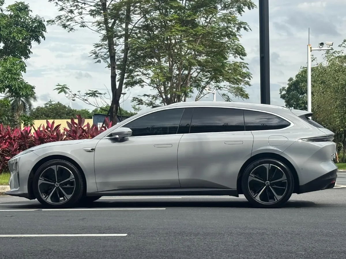 2024 NIO ET5T BEV 75KWH,autocango,china used car exporter,china ev exporter,chinese used car exporter,chinese used ev exporter