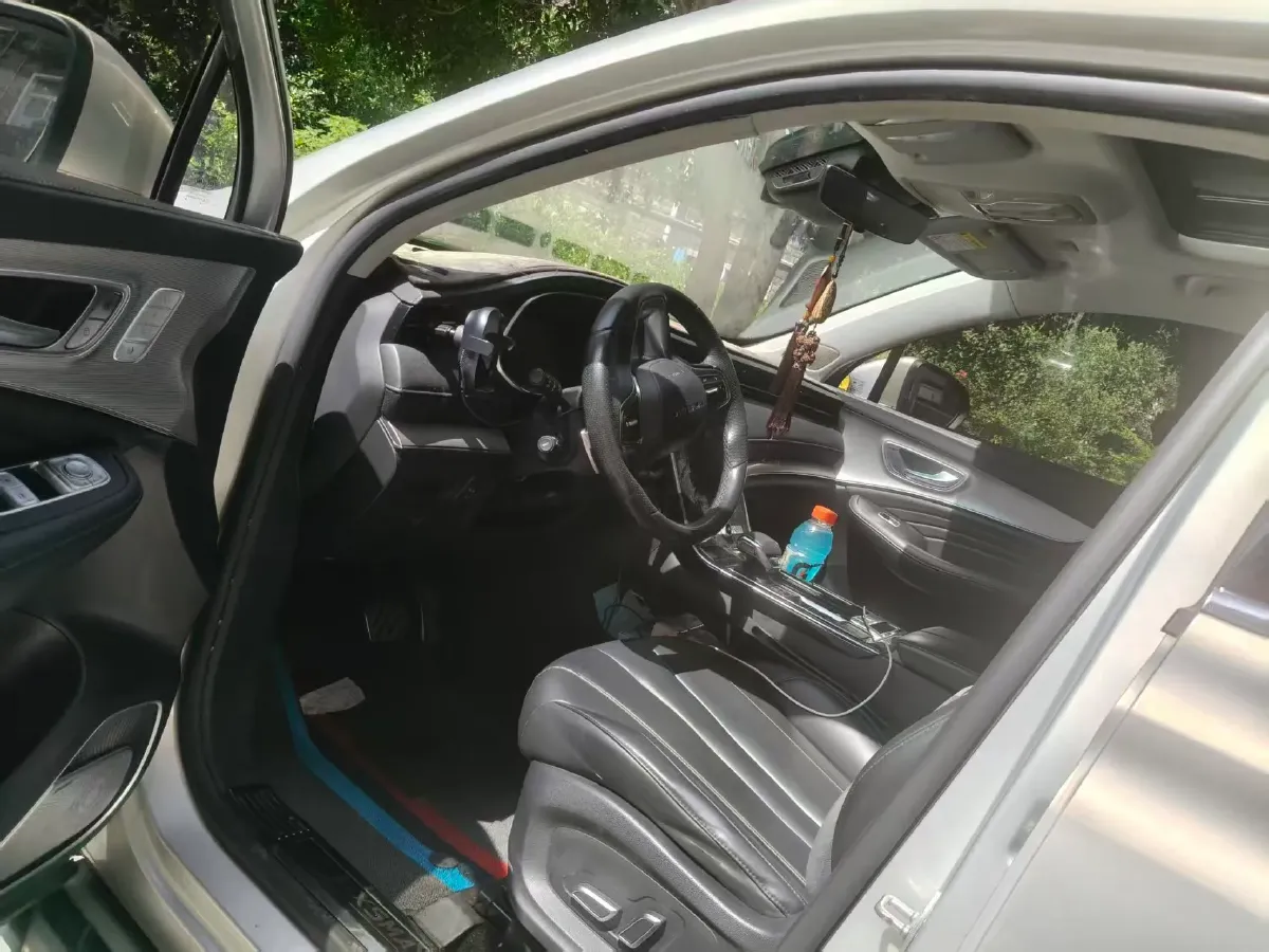 2019 Roewe RX5 MAX 2.0T 231HP L4 6DCT,autocango,china used car exporter,china ev exporter,chinese used car exporter,chinese used ev exporter