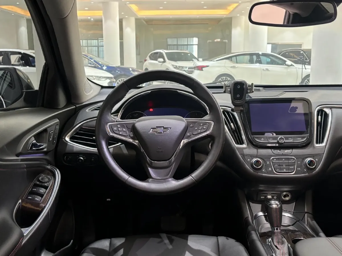 2019 Chevrolet Malibu XL 2.0T 241HP L4 9AT,autocango,china used car exporter,china ev exporter,chinese used car exporter,chinese used ev exporter