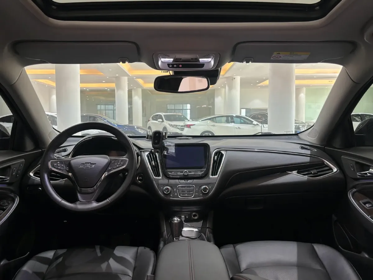 2019 Chevrolet Malibu XL 2.0T 241HP L4 9AT,autocango,china used car exporter,china ev exporter,chinese used car exporter,chinese used ev exporter