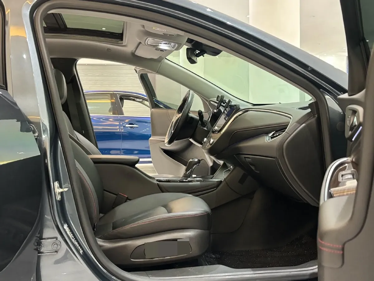 2019 Chevrolet Malibu XL 2.0T 241HP L4 9AT,autocango,china used car exporter,china ev exporter,chinese used car exporter,chinese used ev exporter