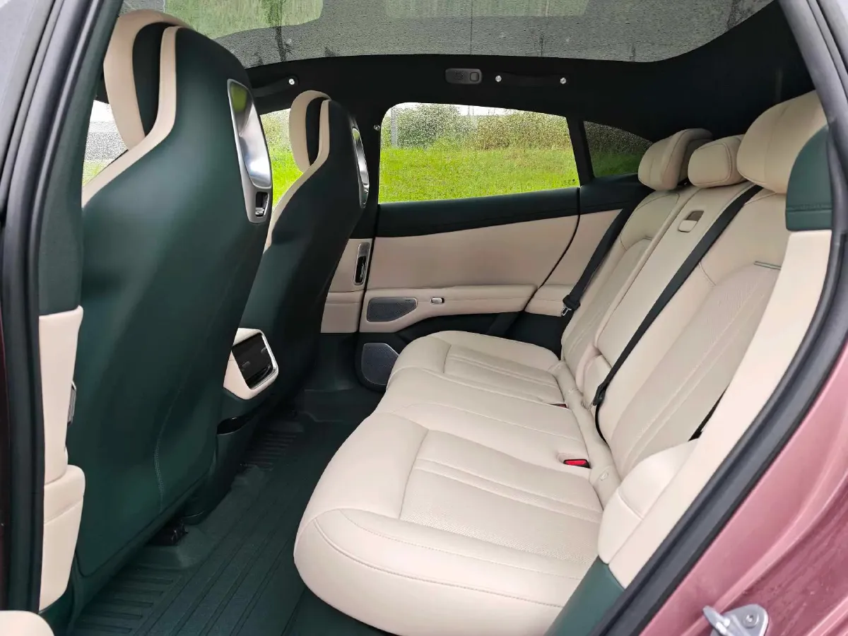 2025 MI YU7 BEV 96.3KWH,autocango,china used car exporter,china ev exporter,chinese used car exporter,chinese used ev exporter
