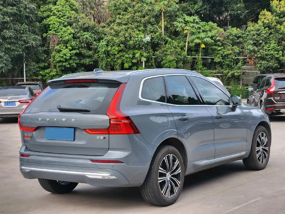 2022 Volvo XC60 2.0T 250HP L4 8AT,autocango,china used car exporter,china ev exporter,chinese used car exporter,chinese used ev exporter
