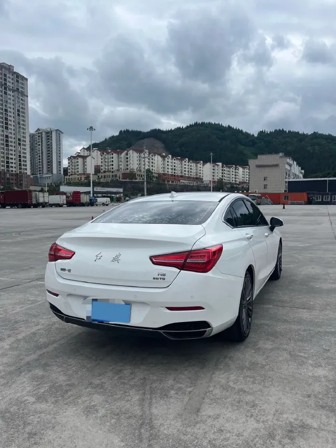 2020 HongQi H5 1.5T 169HP L4 7DCT,autocango,china used car exporter,china ev exporter,chinese used car exporter,chinese used ev exporter