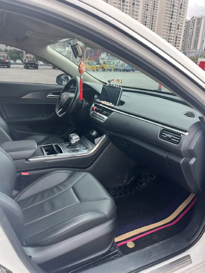 2020 HongQi H5 1.5T 169HP L4 7DCT,autocango,china used car exporter,china ev exporter,chinese used car exporter,chinese used ev exporter