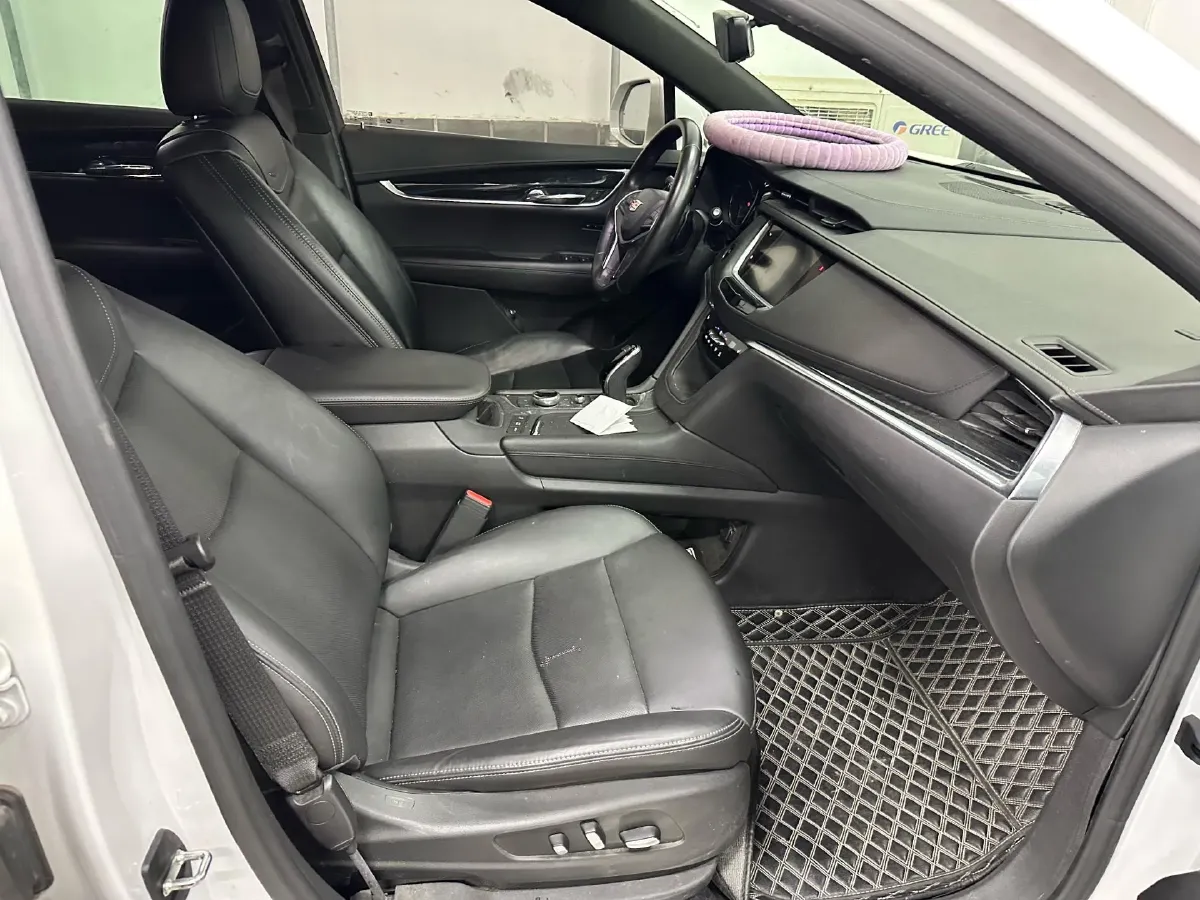 2020 Cadillac XT5 2.0T 241HP L4 9AT,autocango,china used car exporter,china ev exporter,chinese used car exporter,chinese used ev exporter