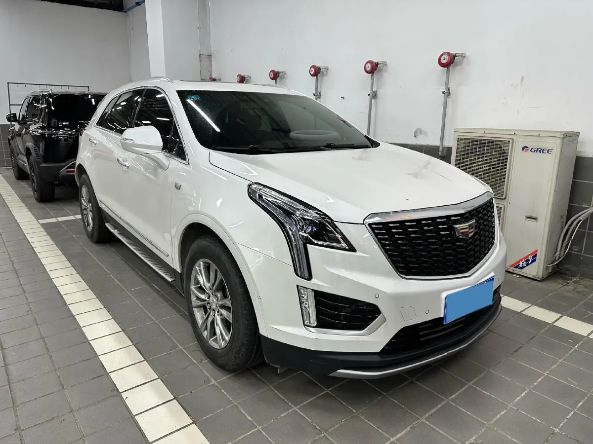 2020 Cadillac XT5 2.0T 241HP L4 9AT,autocango,china used car exporter,china ev exporter,chinese used car exporter,chinese used ev exporter