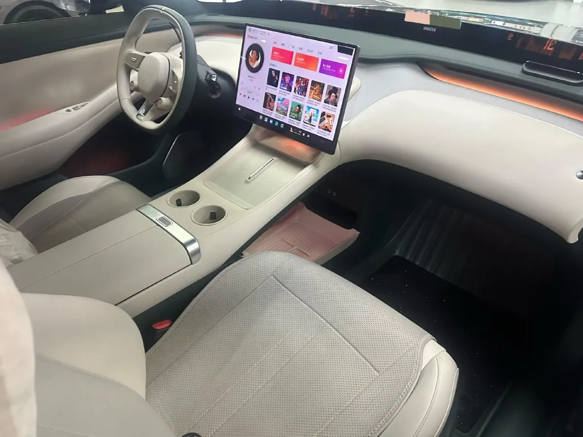 2025 MI YU7 BEV 101.7KWH,autocango,china used car exporter,china ev exporter,chinese used car exporter,chinese used ev exporter