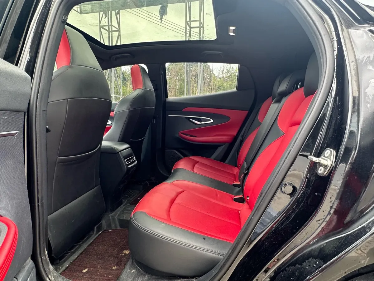 2020 ChangAn UNI-T 1.5T 180HP L4 7DCT,autocango,china used car exporter,china ev exporter,chinese used car exporter,chinese used ev exporter