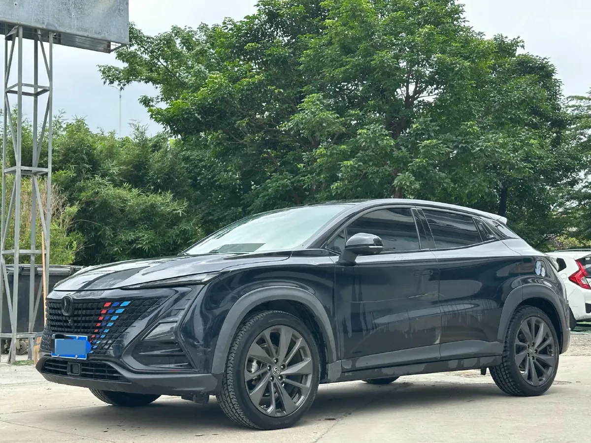 2020 ChangAn UNI-T 1.5T 180HP L4 7DCT,autocango,china used car exporter,china ev exporter,chinese used car exporter,chinese used ev exporter