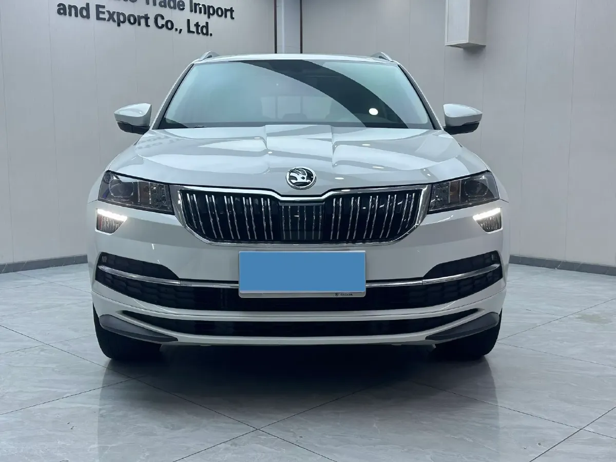 2024 Skoda Karoq 1.4T 150HP L4 7DCT,autocango,china used car exporter,china ev exporter,chinese used car exporter,chinese used ev exporter