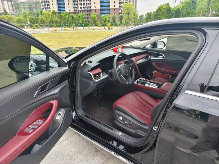 2025 HongQi H5 1.5T 169HP L4 1DHT Hybrid,autocango,china used car exporter,china ev exporter,chinese used car exporter,chinese used ev exporter