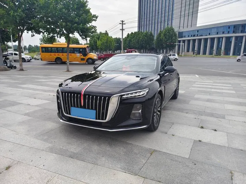 2025 HongQi H5 1.5T 169HP L4 1DHT Hybrid,autocango,china used car exporter,china ev exporter,chinese used car exporter,chinese used ev exporter