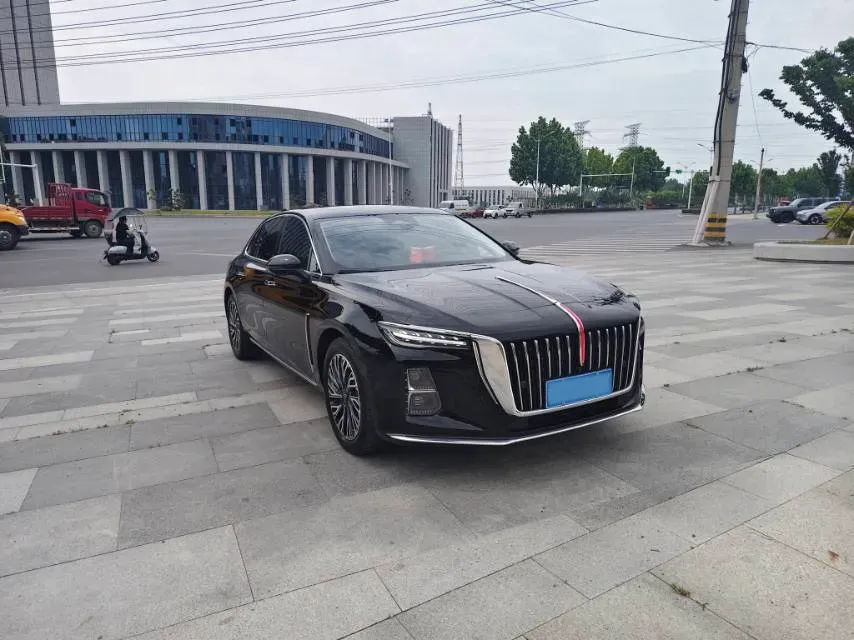 2025 HongQi H5 1.5T 169HP L4 1DHT Hybrid,autocango,china used car exporter,china ev exporter,chinese used car exporter,chinese used ev exporter