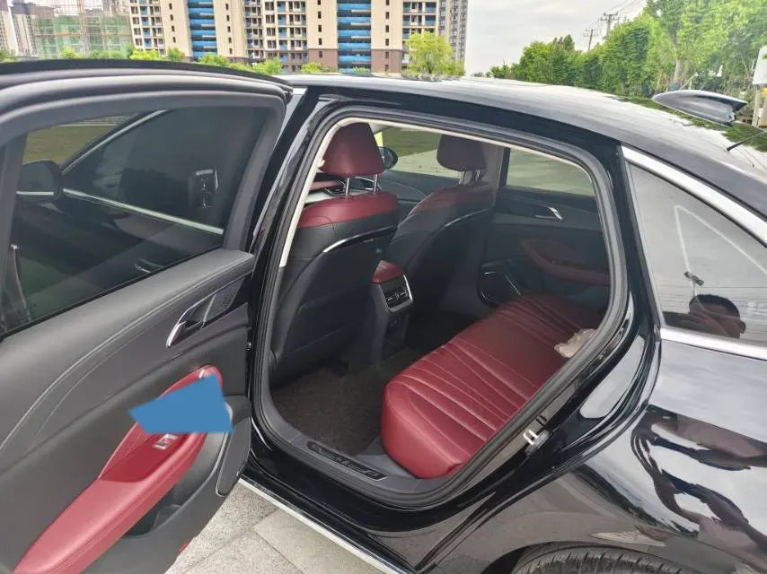 2025 HongQi H5 1.5T 169HP L4 1DHT Hybrid,autocango,china used car exporter,china ev exporter,chinese used car exporter,chinese used ev exporter