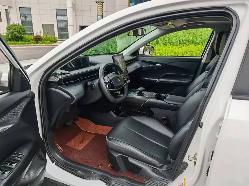 2023 ChangAn Lamore 1.5T 170HP L4 7DCT,autocango,china used car exporter,china ev exporter,chinese used car exporter,chinese used ev exporter