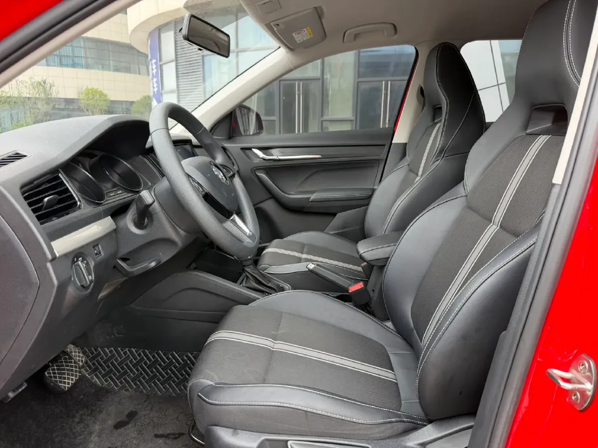 2018 Skoda Rapid Spaceback 1.4T 131HP L4 7DCT,autocango,china used car exporter,china ev exporter,chinese used car exporter,chinese used ev exporter