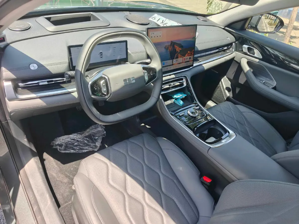2025 Geely Galaxy A7 1.5L 112HP L4 1DHT PHEV,autocango,china used car exporter,china ev exporter,chinese used car exporter,chinese used ev exporter