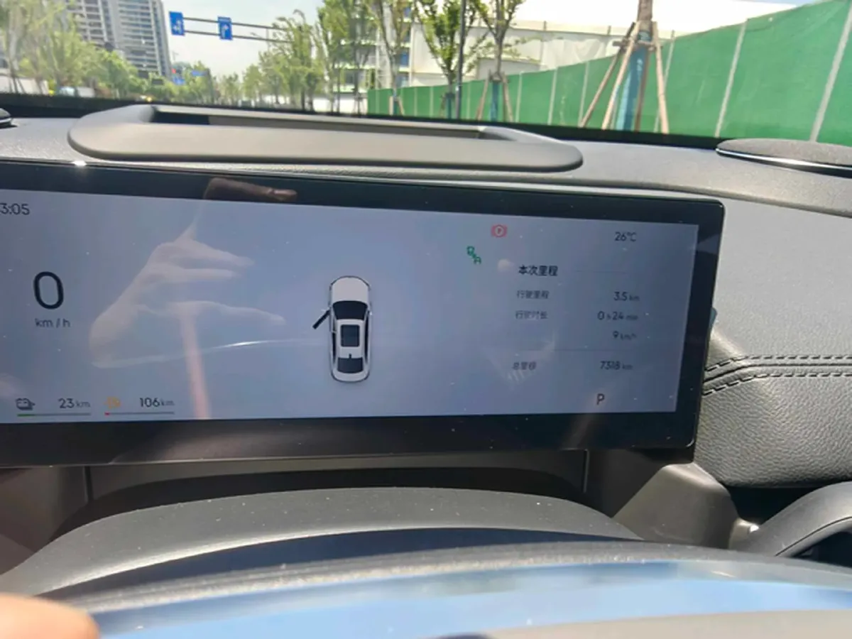 2025 Geely Galaxy A7 1.5L 112HP L4 1DHT PHEV,autocango,china used car exporter,china ev exporter,chinese used car exporter,chinese used ev exporter