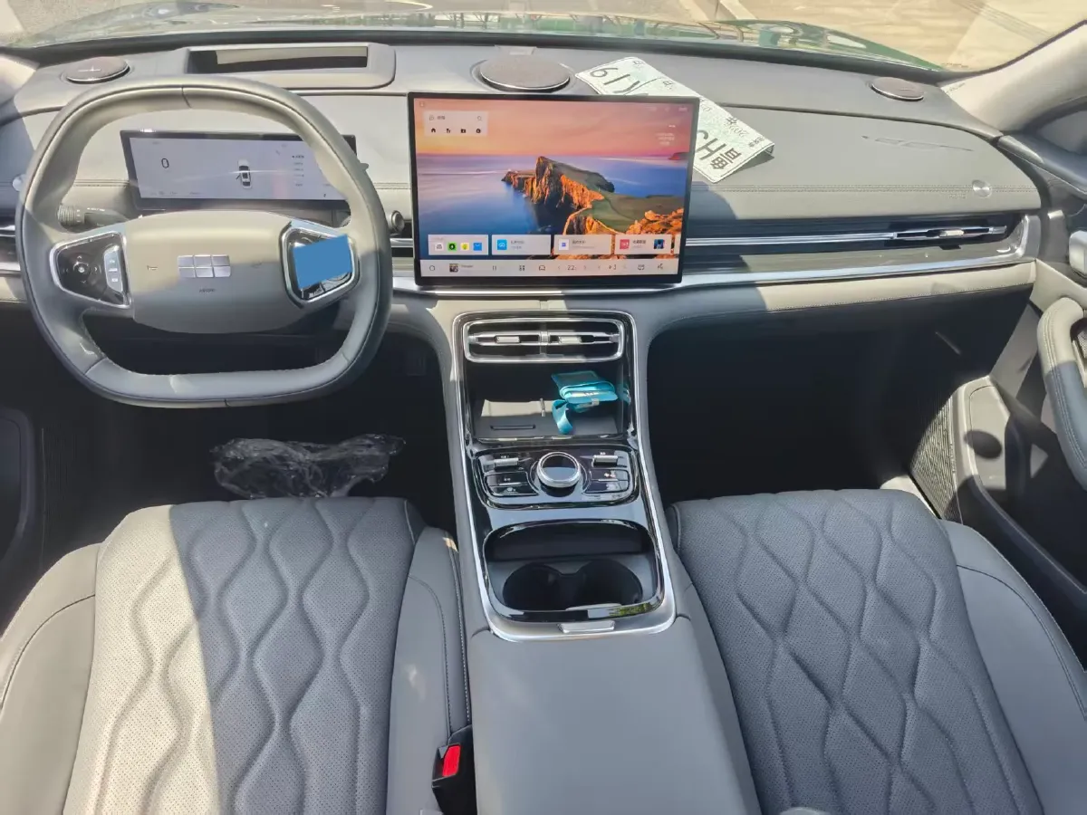 2025 Geely Galaxy A7 1.5L 112HP L4 1DHT PHEV,autocango,china used car exporter,china ev exporter,chinese used car exporter,chinese used ev exporter