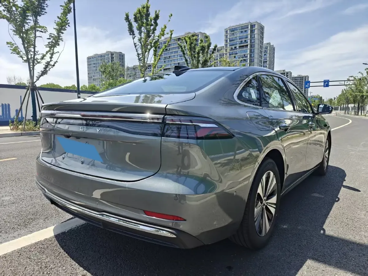2025 Geely Galaxy A7 1.5L 112HP L4 1DHT PHEV,autocango,china used car exporter,china ev exporter,chinese used car exporter,chinese used ev exporter