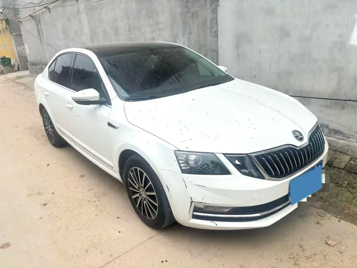 2019 Skoda Octavia 1.2T 116HP L4 7DCT,autocango,china used car exporter,china ev exporter,chinese used car exporter,chinese used ev exporter