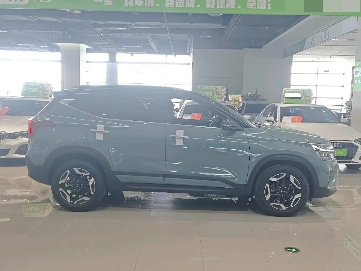 2023 Kia Seltos 1.5L 115HP L4 CVT,autocango,china used car exporter,china ev exporter,chinese used car exporter,chinese used ev exporter