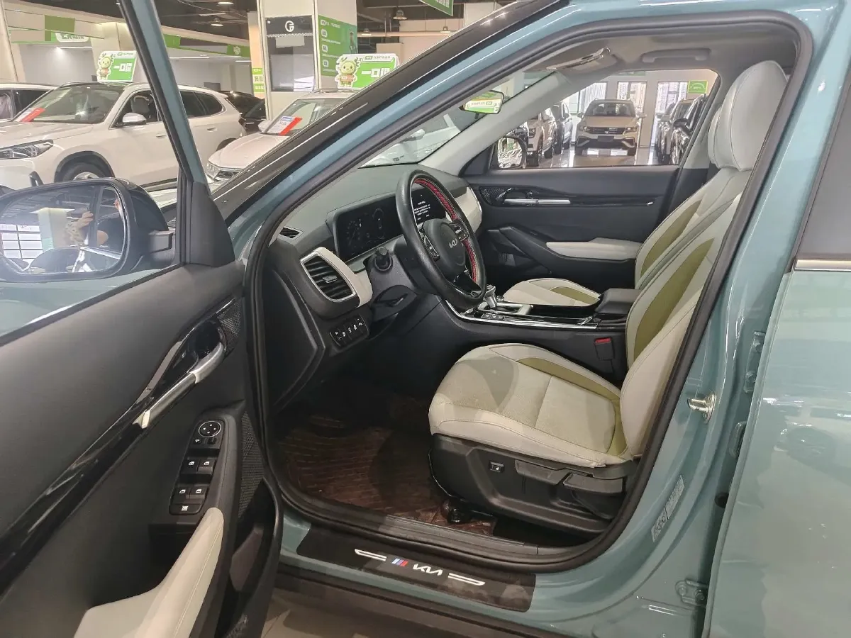 2023 Kia Seltos 1.5L 115HP L4 CVT,autocango,china used car exporter,china ev exporter,chinese used car exporter,chinese used ev exporter