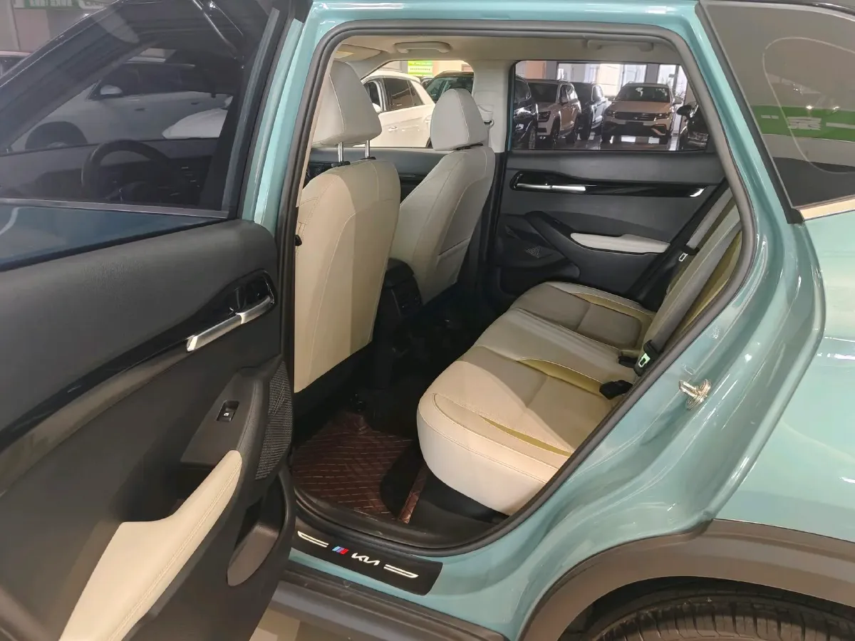 2023 Kia Seltos 1.5L 115HP L4 CVT,autocango,china used car exporter,china ev exporter,chinese used car exporter,chinese used ev exporter