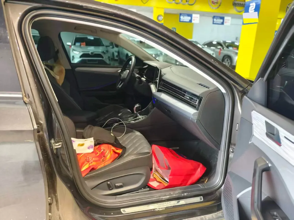 2023 Volkswagen Sagitar 1.5T 160HP L4 7DCT,autocango,china used car exporter,china ev exporter,chinese used car exporter,chinese used ev exporter
