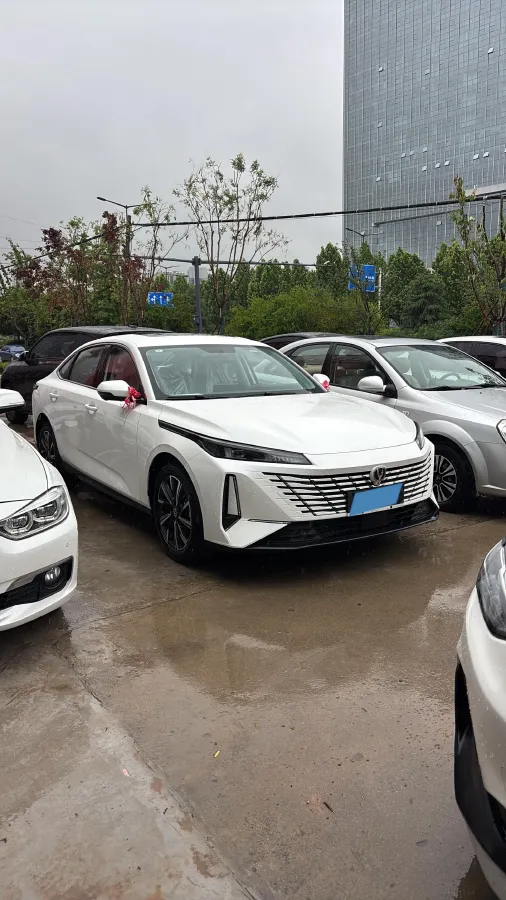 2025 ChangAn Eado 1.5T 192HP L4 7DCT,autocango,china used car exporter,china ev exporter,chinese used car exporter,chinese used ev exporter