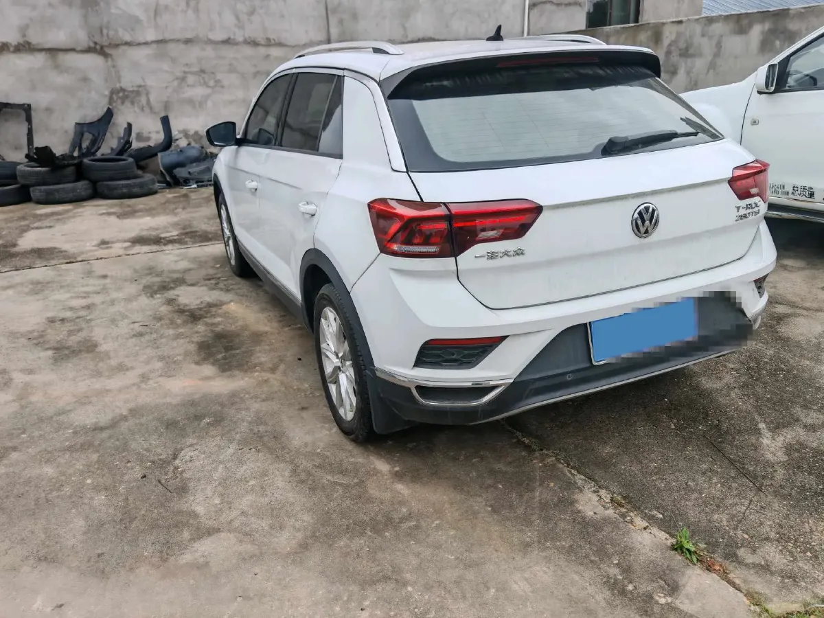 2019 Volkswagen T-Roc 1.4T 150HP L4 7DCT,autocango,china used car exporter,china ev exporter,chinese used car exporter,chinese used ev exporter