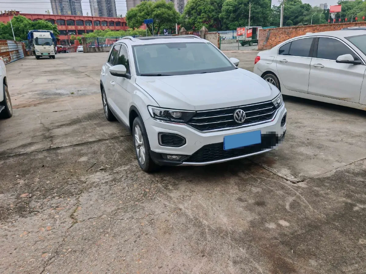 2019 Volkswagen T-Roc 1.4T 150HP L4 7DCT,autocango,china used car exporter,china ev exporter,chinese used car exporter,chinese used ev exporter