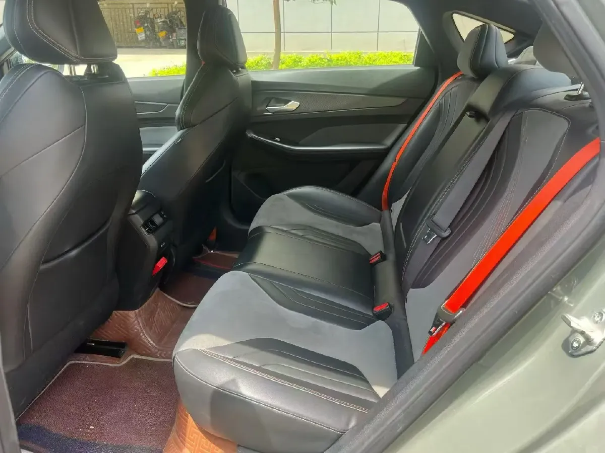 2022 Geely Binray 1.5T 181HP L4 7DCT,autocango,china used car exporter,china ev exporter,chinese used car exporter,chinese used ev exporter