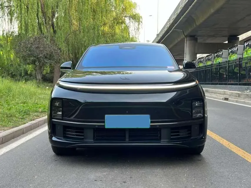 2023 Li L7 Range Extended 154HP REEV 40.9KWH,autocango,china used car exporter,china ev exporter,chinese used car exporter,chinese used ev exporter