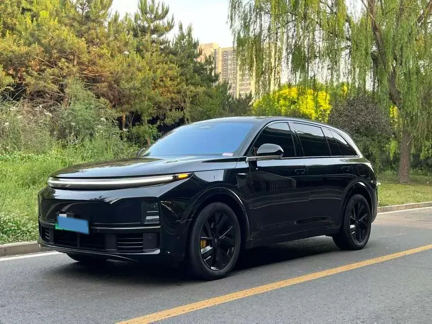 2023 Li L7 Range Extended 154HP REEV 40.9KWH,autocango,china used car exporter,china ev exporter,chinese used car exporter,chinese used ev exporter
