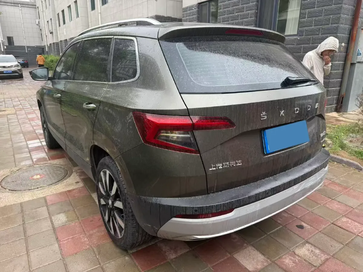 2020 Skoda Karoq 1.4T 150HP L4 7DCT,autocango,china used car exporter,china ev exporter,chinese used car exporter,chinese used ev exporter