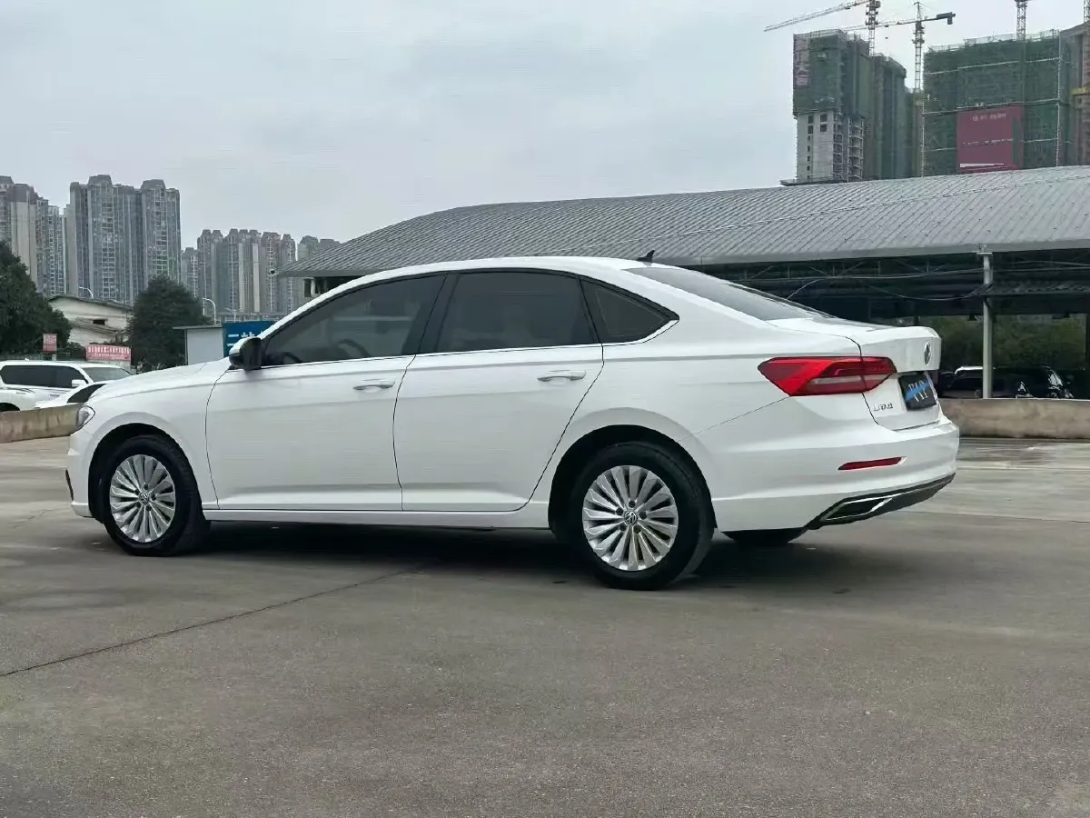 2022 Buick Verano 1.5T 184HP L4 CVT,autocango,china used car exporter,china ev exporter,chinese used car exporter,chinese used ev exporter