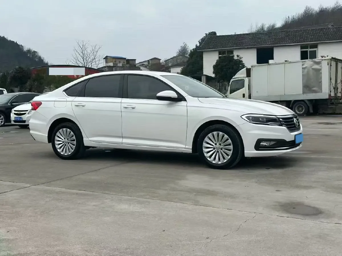 2022 Buick Verano 1.5T 184HP L4 CVT,autocango,china used car exporter,china ev exporter,chinese used car exporter,chinese used ev exporter