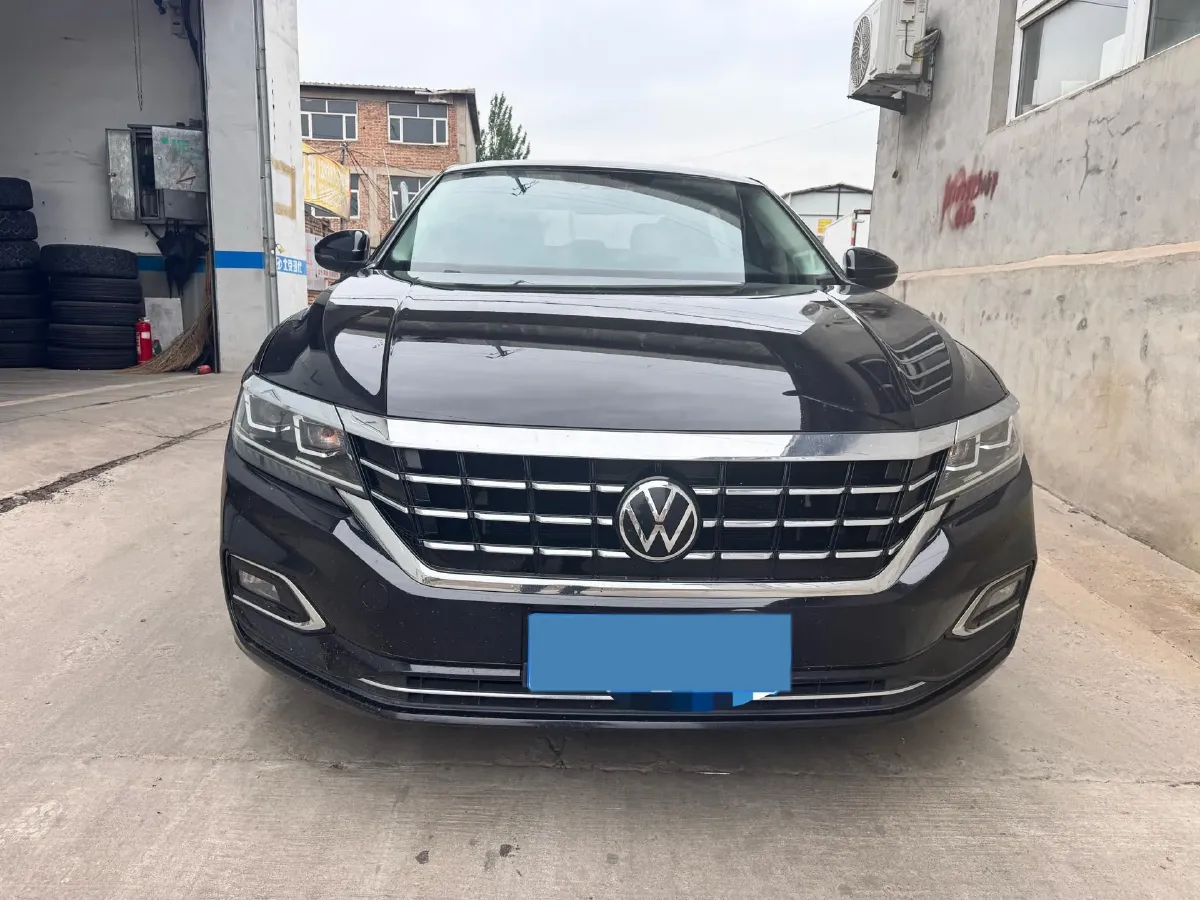 2020 Volkswagen Passat 2.0T 186HP L4 7DCT,autocango,china used car exporter,china ev exporter,chinese used car exporter,chinese used ev exporter