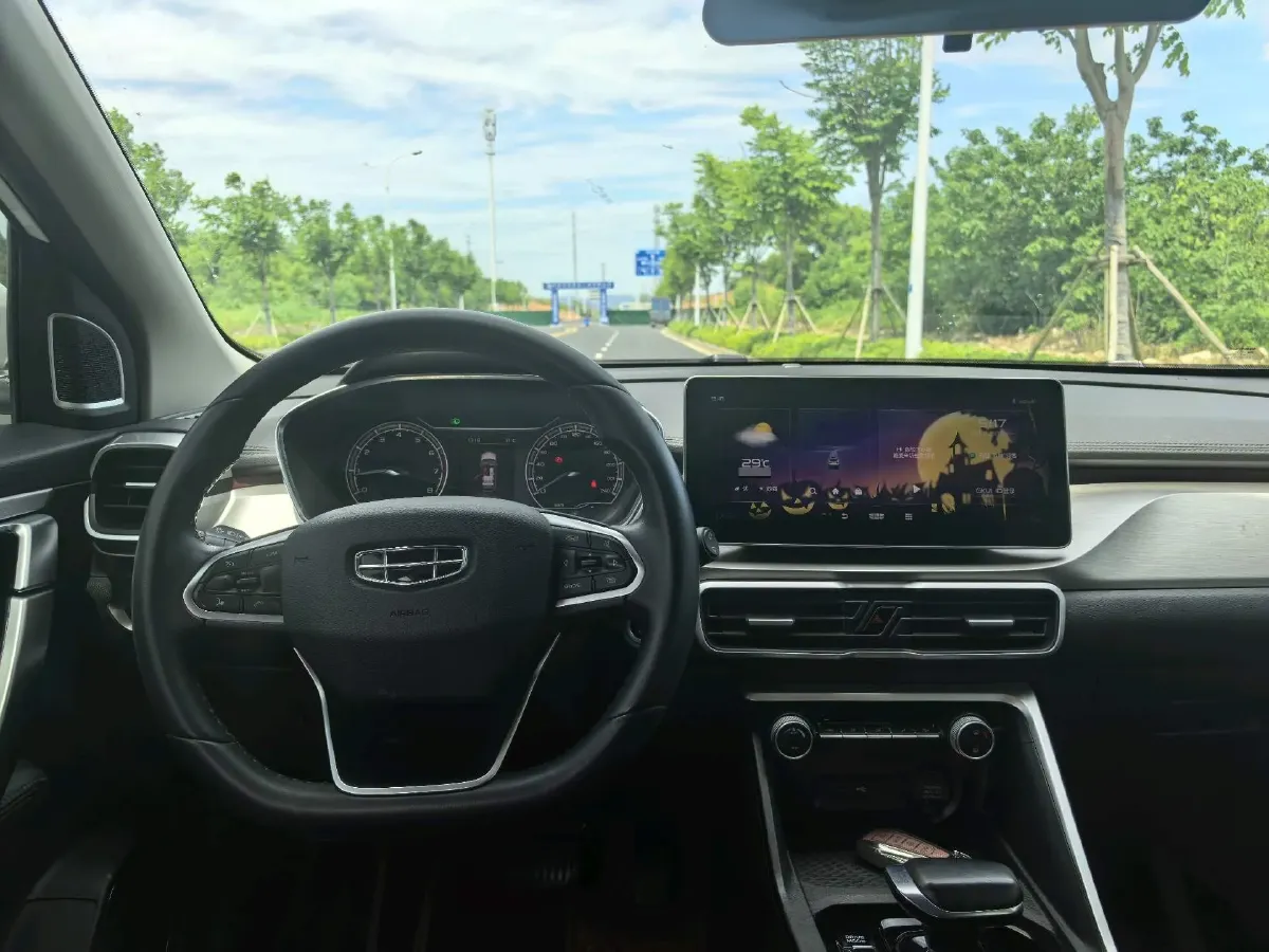 2021 Geely Coolray 1.4T 141HP L4 6DCT,autocango,china used car exporter,china ev exporter,chinese used car exporter,chinese used ev exporter