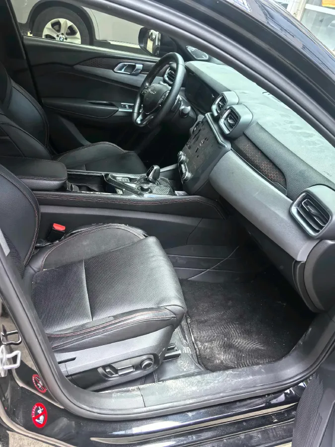 2018 LYNK&CO 03 1.5T 180HP L3 7DCT,autocango,china used car exporter,china ev exporter,chinese used car exporter,chinese used ev exporter