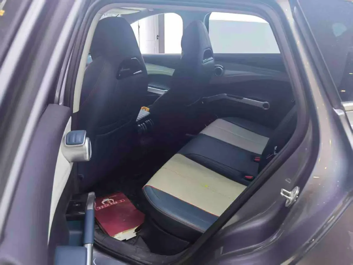 2022 Roewe RX5 MAX 1.5T 181HP L4 6AT,autocango,china used car exporter,china ev exporter,chinese used car exporter,chinese used ev exporter