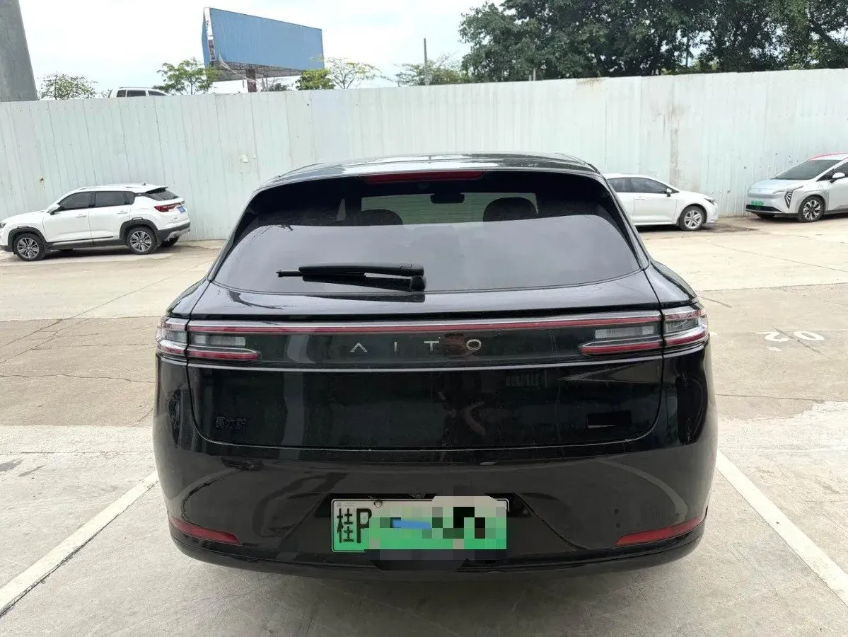 2025 AITO AITO M5 1.5T 152HP L4 REEV 42KWH,autocango,china used car exporter,china ev exporter,chinese used car exporter,chinese used ev exporter
