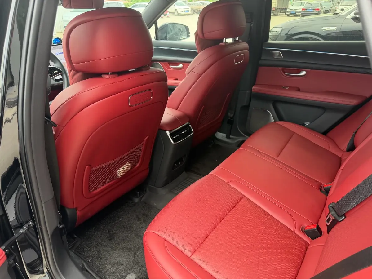 2025 AITO AITO M5 1.5T 152HP L4 REEV 42KWH,autocango,china used car exporter,china ev exporter,chinese used car exporter,chinese used ev exporter